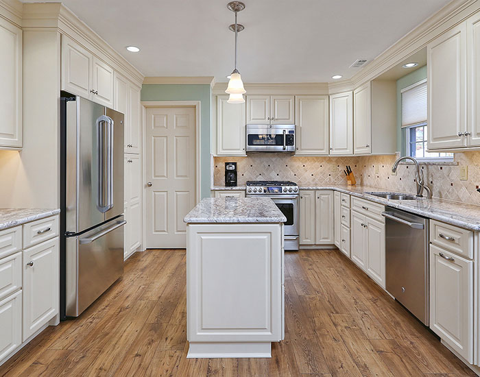 Modern Warmth | Sicklerville Kitchen Remodel